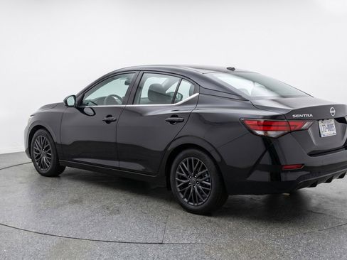 Used 2025 Nissan Sentra S FWD image 6