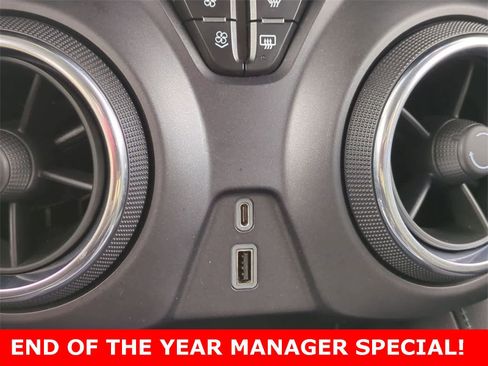 Used 2019 Chevrolet Blazer LT image 28