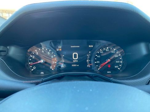 Used 2025 Jeep Compass Trailhawk image 14