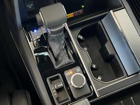 New 2026 Toyota Sequoia Platinum image 20