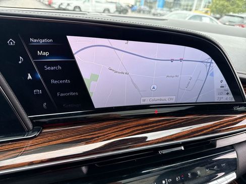 Used 2021 Cadillac Escalade Premium Luxury w/ Driver Assist Tech Package AWD/4WD image 18