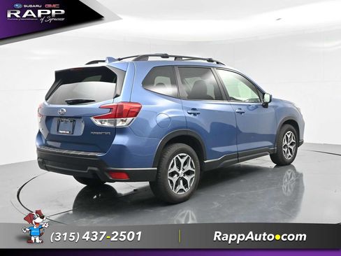 Used 2019 Subaru Forester Premium w/ All-Weather Package AWD/4WD image 23