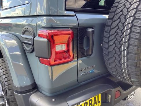 Used 2025 Jeep Wrangler Unlimited Sahara AWD/4WD image 45