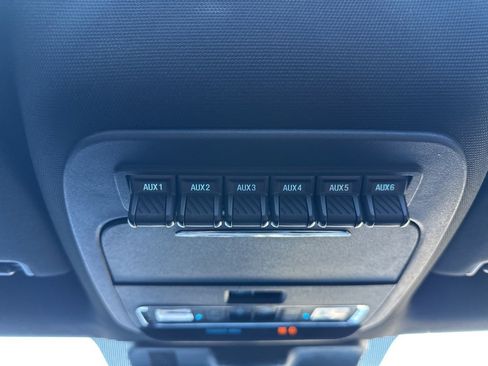 Used 2025 Ford F350 Platinum image 77