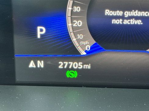 Used 2022 Volkswagen Tiguan SE image 24