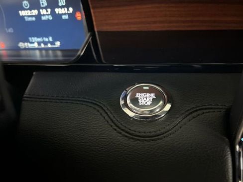 Used 2023 Lincoln Navigator Reserve image 17