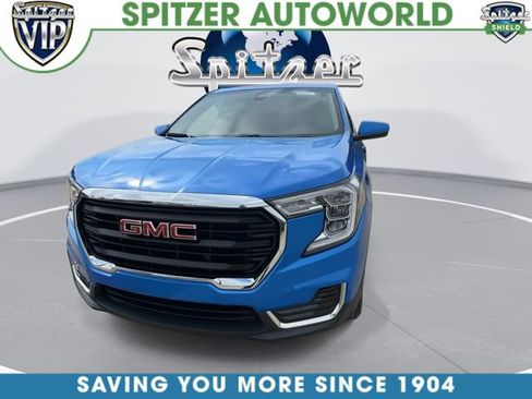 Certified 2024 GMC Terrain SLE image 3