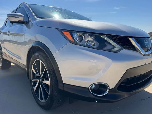 Used 2017 Nissan Rogue Sport SL w/ SL Premium Package image 12