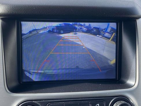 Used 2017 GMC Yukon SLT image 26