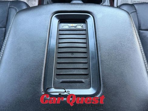 Used 2016 GMC Yukon XL SLT w/ Open Road Package AWD/4WD image 33