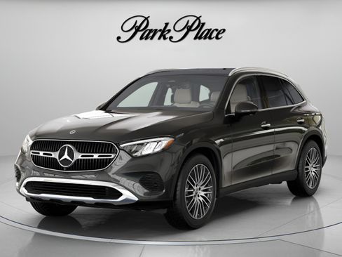 Used 2026 Mercedes-Benz GLC 300 4MATIC image 40