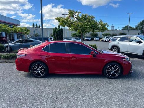 Certified 2021 Toyota Camry SE FWD image 6