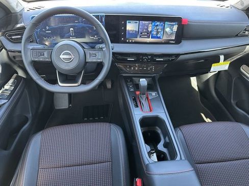 New 2026 Nissan Kicks SR FWD image 18