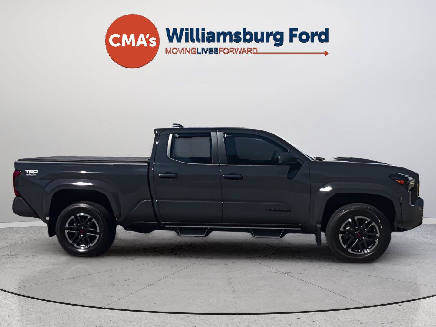 Used 2025 Toyota Tacoma TRD Sport AWD/4WD image 6
