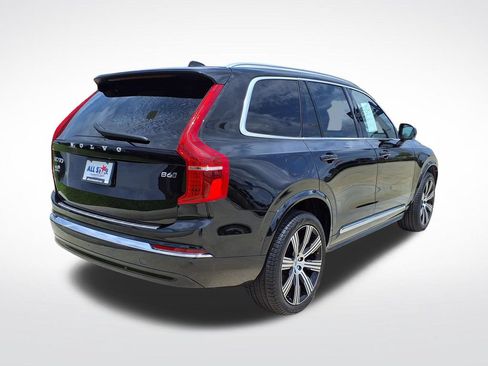 Certified 2024 Volvo XC90 B6 Plus AWD/4WD image 8