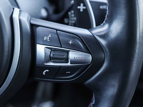 Used 2018 BMW M3 image 21