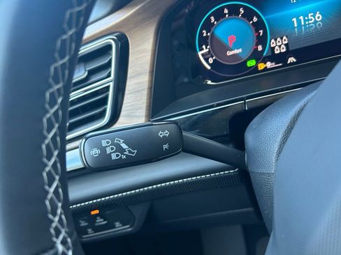 New 2026 Volkswagen Atlas SE FWD image 23