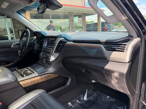 Used 2018 GMC Yukon Denali w/ Denali Ultimate Package AWD/4WD image 27
