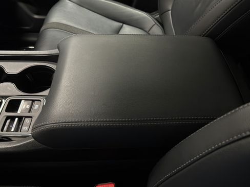 Used 2023 Honda Pilot EX-L image 19