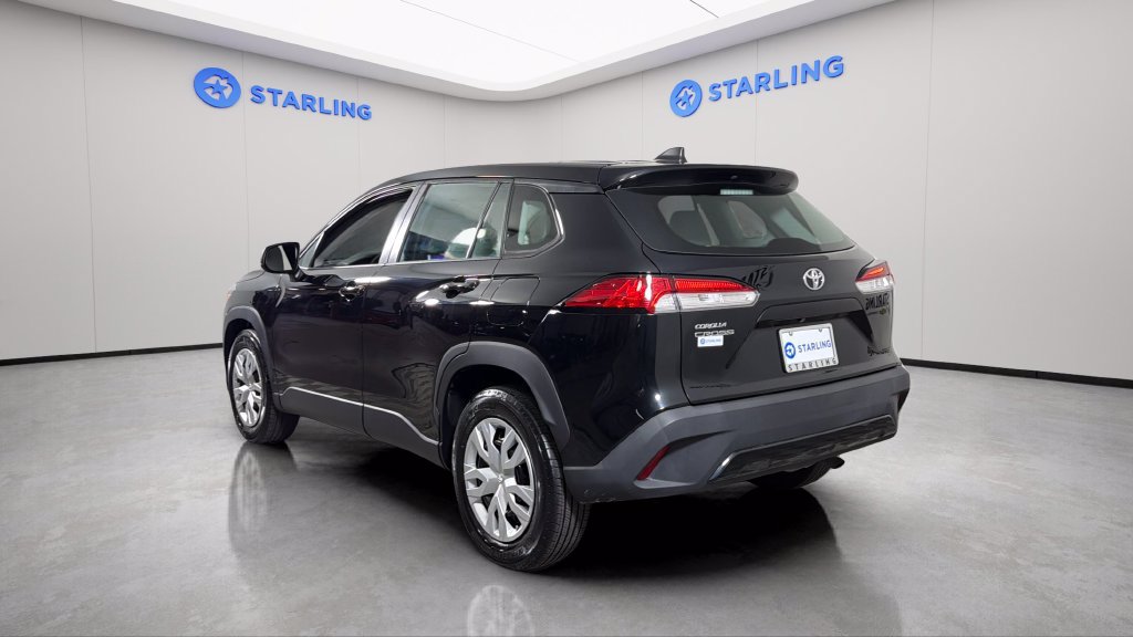 Used 2023 Toyota Corolla Cross L FWD image 5