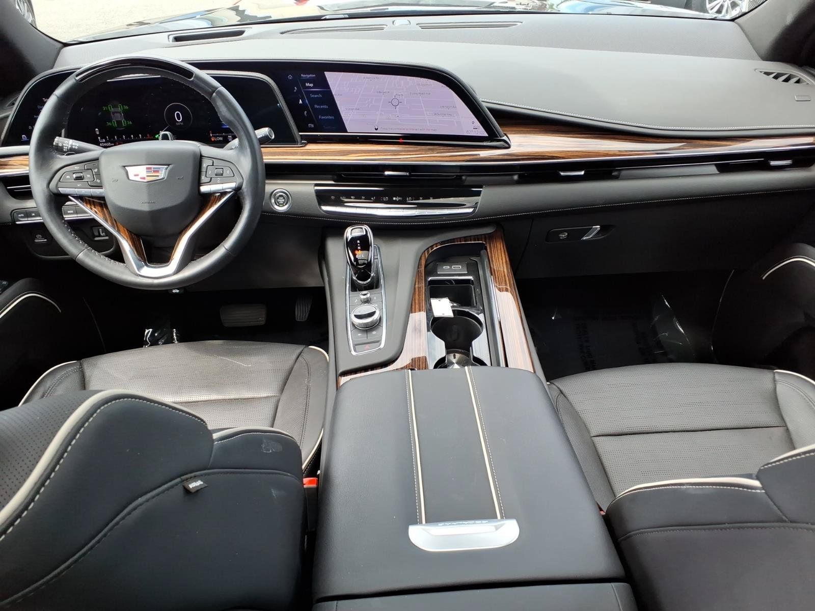 Certified 2023 Cadillac Escalade Premium Luxury w/ LPO, Floor Liner Package AWD/4WD image 20