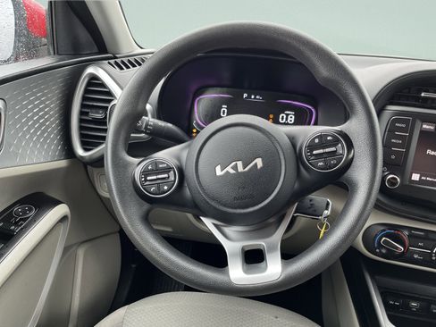 Used 2023 Kia Soul LX w/ Option Group 015 FWD image 26