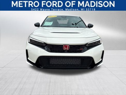 Used 2024 Honda Civic Type R image 3