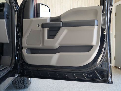 Used 2016 Ford F150 XL w/ Equipment Group 101A Mid RWD image 31