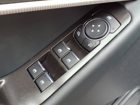 New 2026 Ford Explorer ST-Line image 21