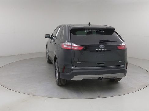 Certified 2022 Ford Edge SEL w/ Convenience Package image 16