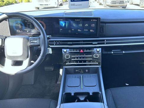 Used 2025 Hyundai Santa Fe SE image 15