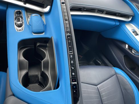 Certified 2024 Chevrolet Corvette Stingray Premium Cpe image 37