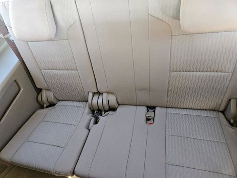 Used 2018 Chevrolet Suburban LS w/ Max Trailering Package image 18