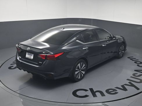 Used 2022 Nissan Altima 2.5 SL AWD/4WD image 35