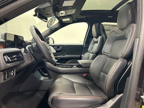 New 2026 Lincoln Aviator Black Label AWD/4WD image 10