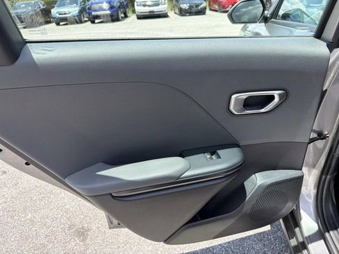 Used 2025 Kia K4 FWD image 12