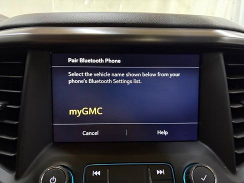 Used 2022 GMC Acadia AT4 w/ GMC Pro Grade Package AWD/4WD image 71