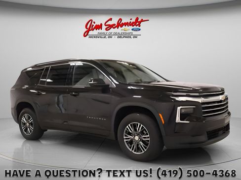 Used 2026 Chevrolet Traverse LT AWD/4WD image 1