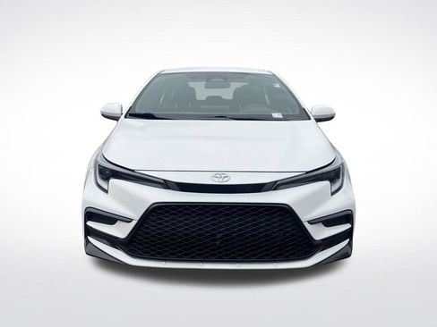 Used 2026 Toyota Corolla SE FWD image 2