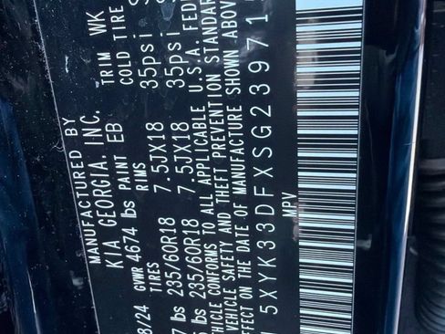 Used 2025 Kia Sportage EX FWD image 36