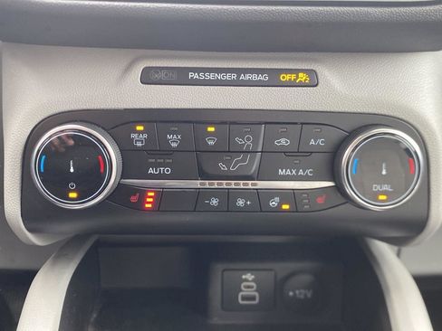 Used 2024 Ford Escape Active AWD/4WD image 50