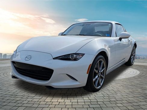 Used 2023 MAZDA MX-5 Miata Grand Touring image 9