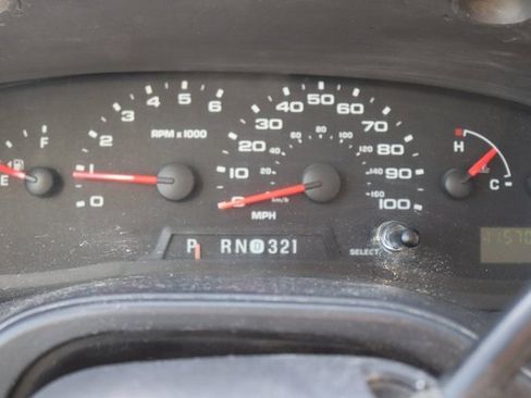 Used 2004 Ford E-350 and Econoline 350 Super Duty image 7