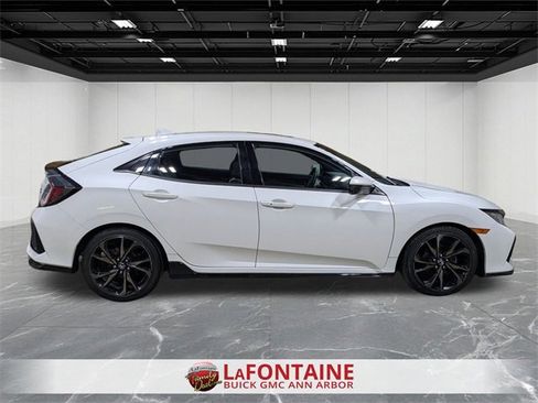 Used 2017 Honda Civic Sport Touring image 6