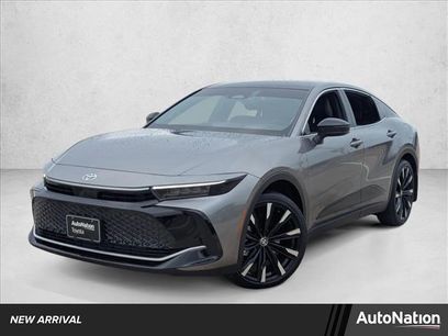 Used 2026 Toyota Crown Platinum