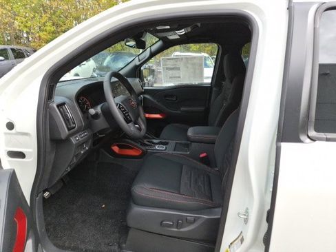New 2026 Nissan Frontier PRO-4X w/ Pro-4x Convenience Package image 19