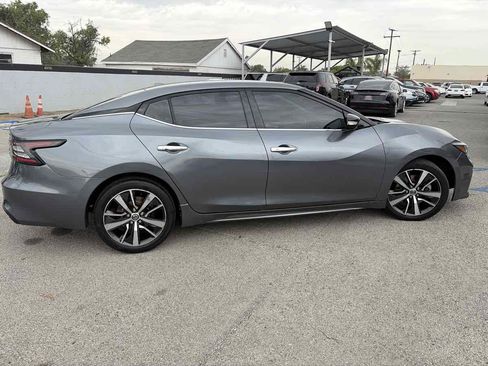 Used 2020 Nissan Maxima 3.5 SV w/ Floor Mat Group FWD image 4