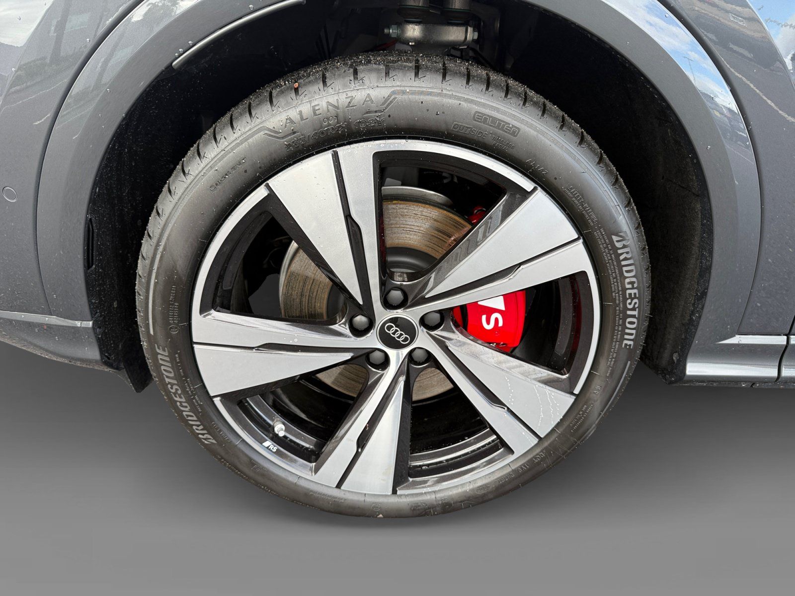 Used 2025 Audi SQ5 Prestige AWD/4WD image 9