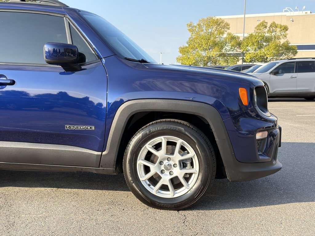 Used 2021 Jeep Renegade Latitude FWD image 9