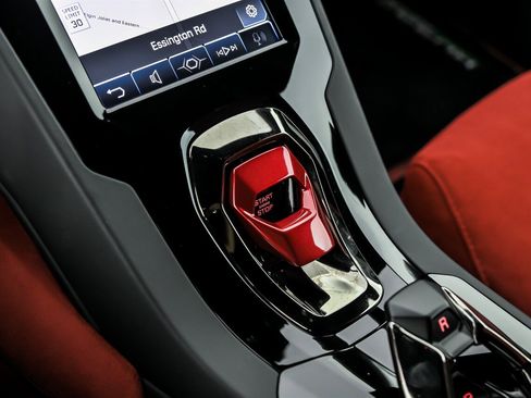 Used 2020 Lamborghini Huracan EVO image 32